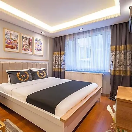 Fulya Sueit Istanbul