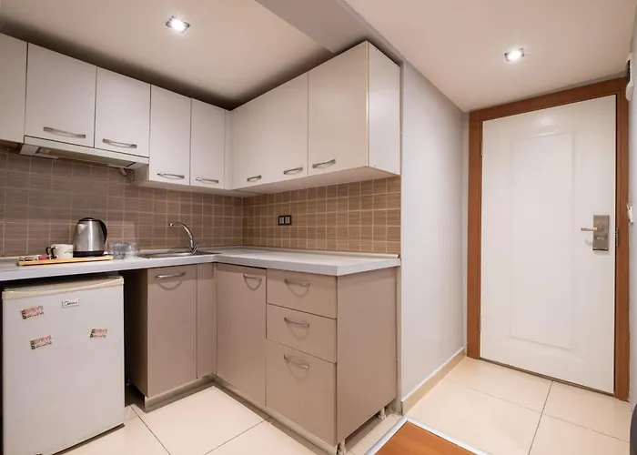 Fulya Sueit * Stambuł